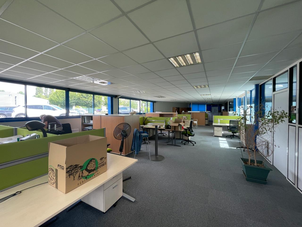 Local d'activité Bois-Guillaume 1250m² Location local d'activité Bois-Guillaume Seine-Maritime OLACT2534010 0